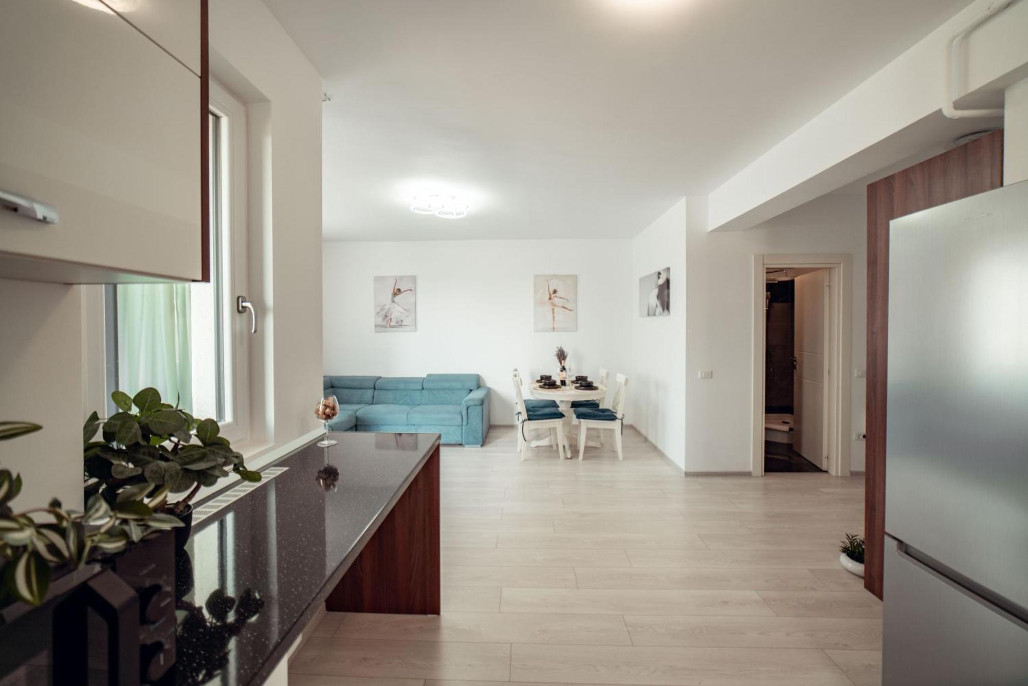 Cozy Collection Apartments At Palas Mall Яссы Экстерьер фото